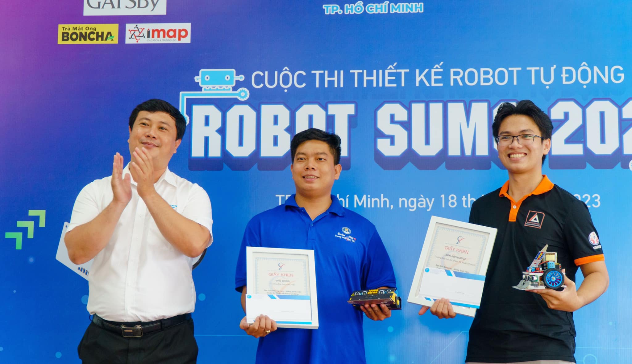 Sinh viên Khoa Kỹ thuật – Công nghệ đạt giải trong cuộc thi thiết kế Robot tự động Robot Sumo 2023